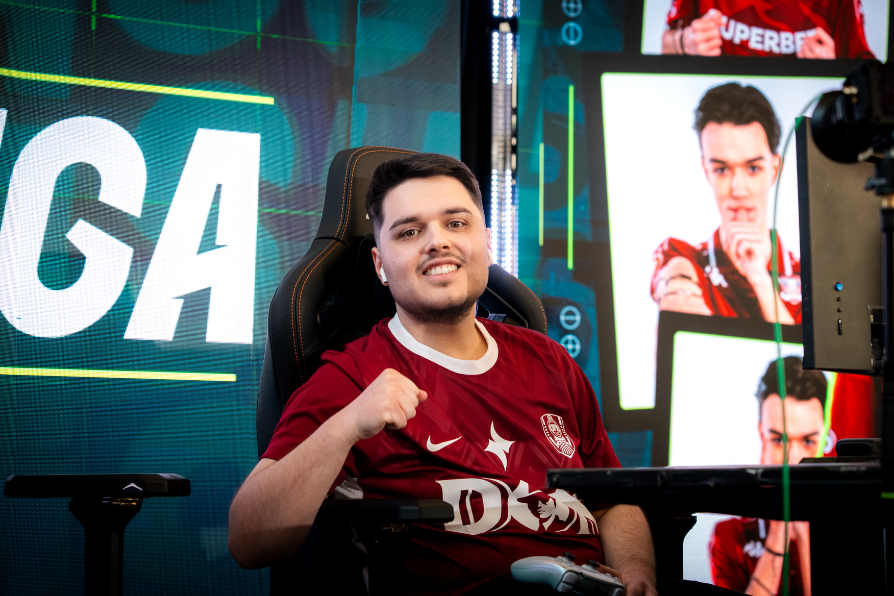 Lupta pentru titlul de cea mai bună echipă românească de fotbal în EA SPORTS FC™ începe la Iași